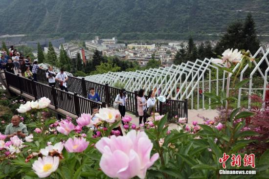 The 10th anniversary of the wenchuan earthquake:change of Yingxiu Town