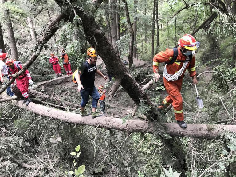 Rescuers continue further search in quake-hit Jiuzhaigou