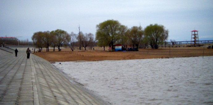 Disaster Risk Reduction Office of Jilin province sent working groups to supervise the spring flood prevention and drought resistance in 2018